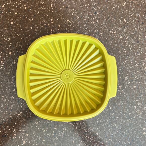 Tupperware 840 servalier harvest green with sunburst lid vintage tupperware! - Picture 5 of 6